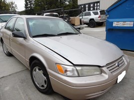 1997 TOYOTA CAMRY TAN CE 2.2L MT Z17947